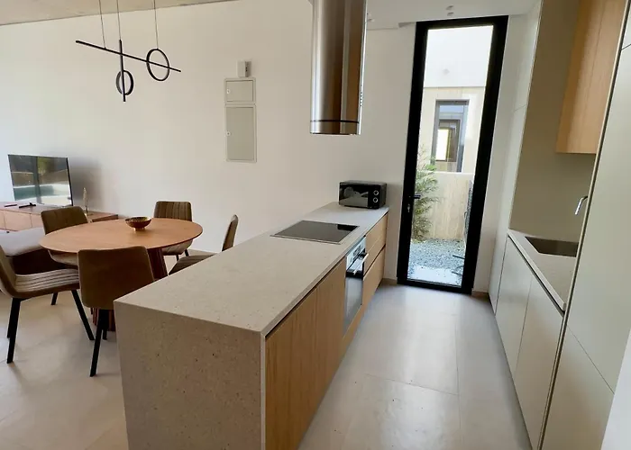 Vila Elysian Blue 1 *